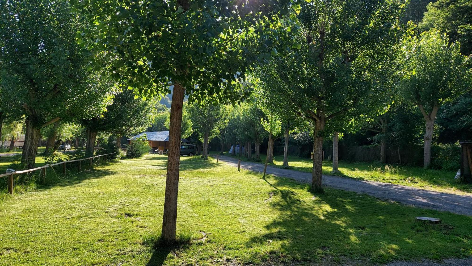Camping Льяворси Экстерьер фото